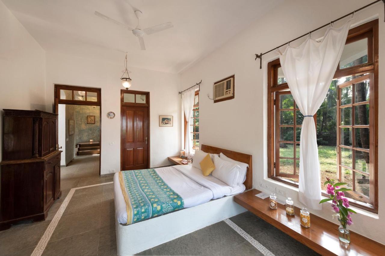 Saffronstays Thalassea, Alibaug - Picturesque Sea-Facing Villa With Colonial Decor Alibág Kültér fotó